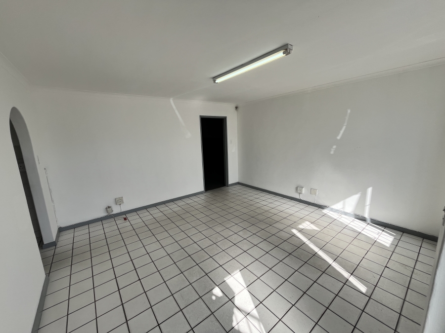 To Let commercial Property for Rent in Montague Gardens Western Cape